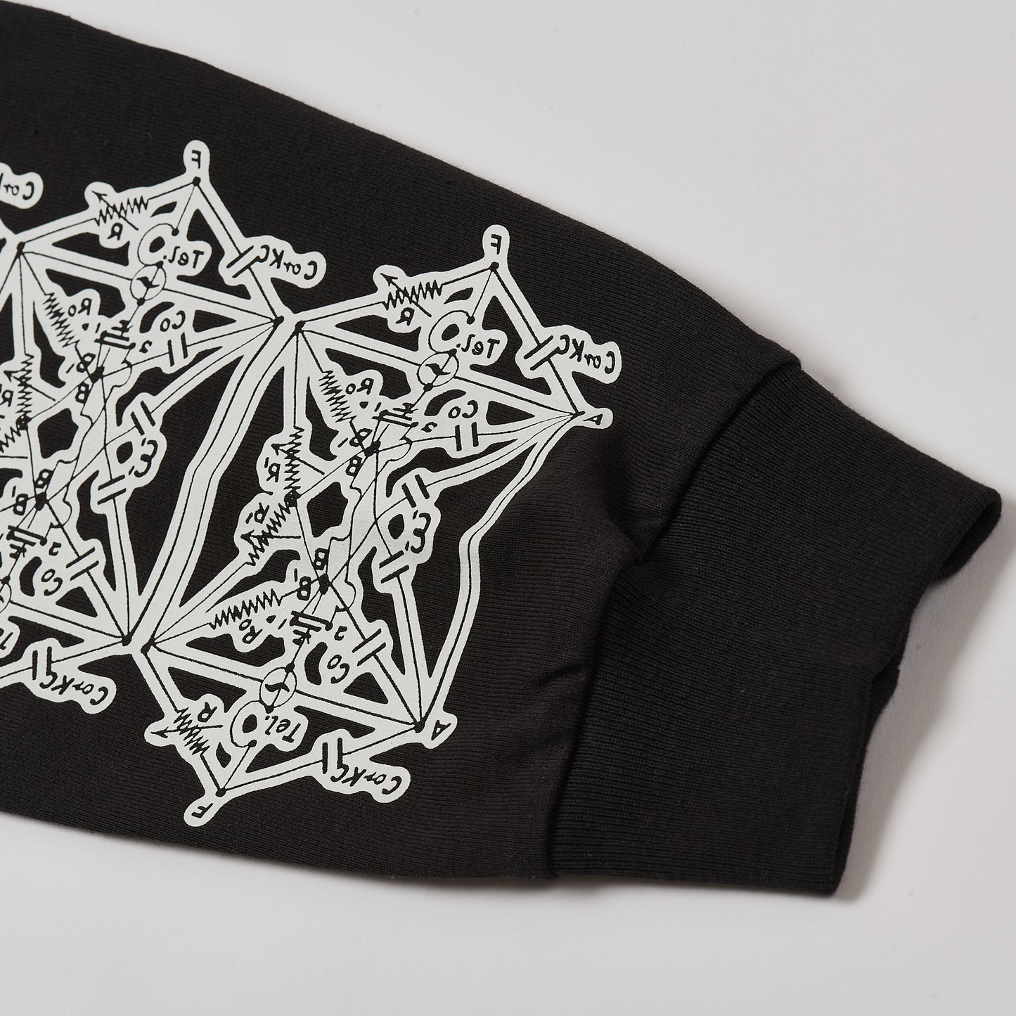 TTT ENVELOPE GOAT LONGSLEEVE BLACK